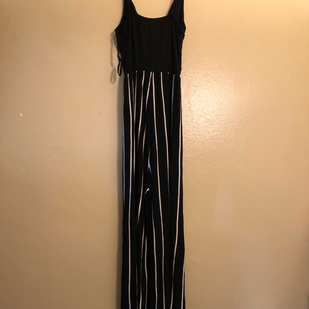 Long Pants Jumpsuit - Picture 5 of 5